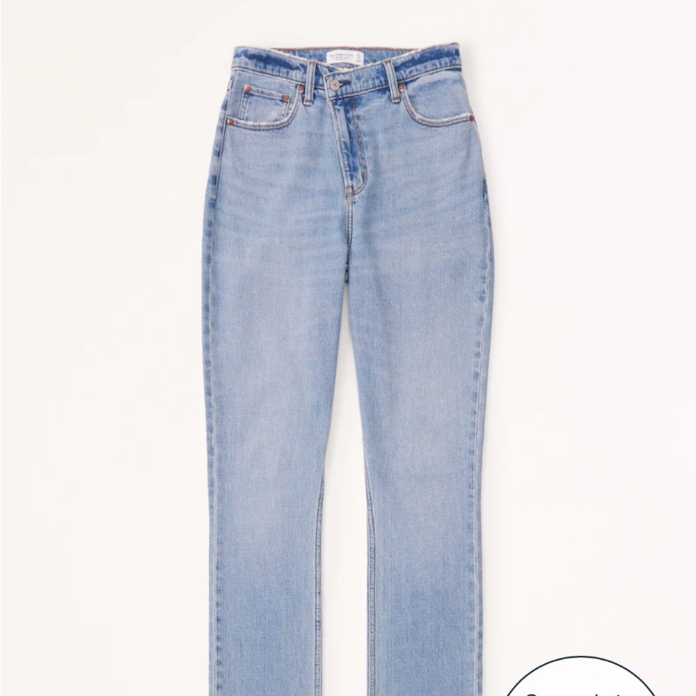 Curve Love Ultra High Rise 90s Slim Straight Jean Abercrombie and Fitch